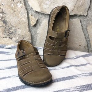 Birkenstock fisherman brown leather shoes